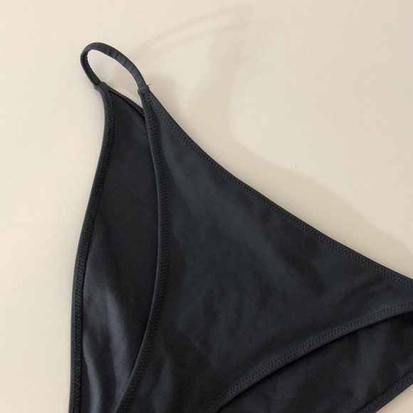 bikini bottoms - Picture 2 of 4